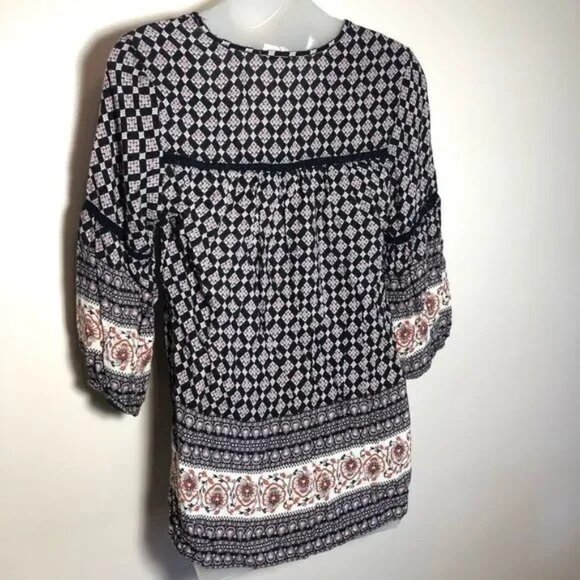 JAPNA BLACK/WHITE CROCET ACCENT HAND MADE IN INDIA 3/4 SLEEVE BLOUSE SMALL-EUC - Picture 5 of 9